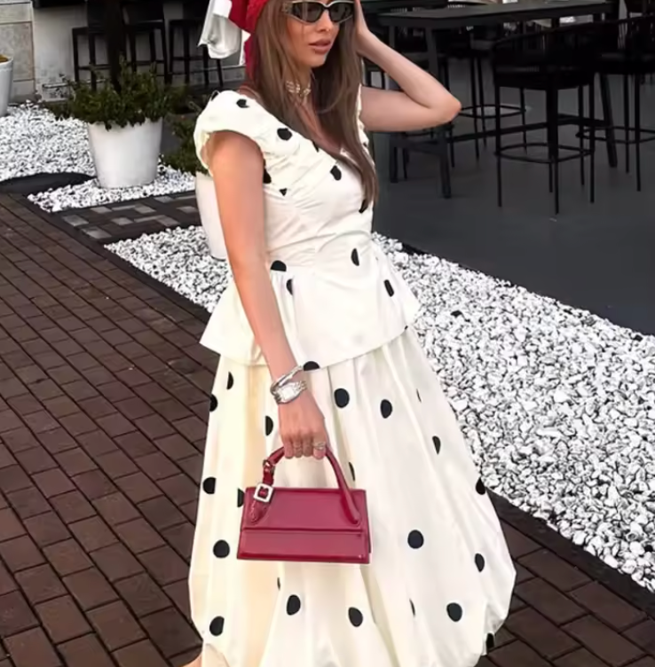 Dotelle